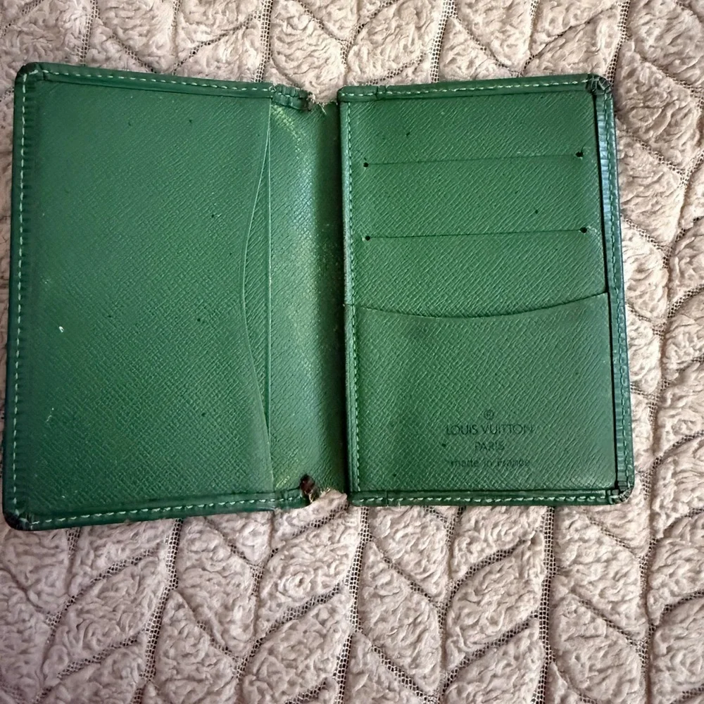 Louis Vuitton Epi Leather Pocket Organizer - Vintage Borneo Green - RARE